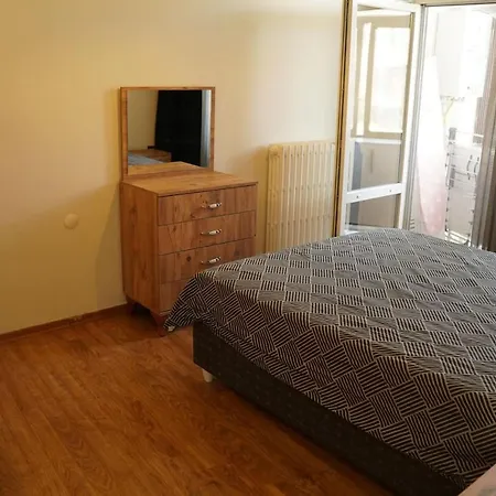 Bosphorus View Entire 2 Bedroom Flat * 이스탄불